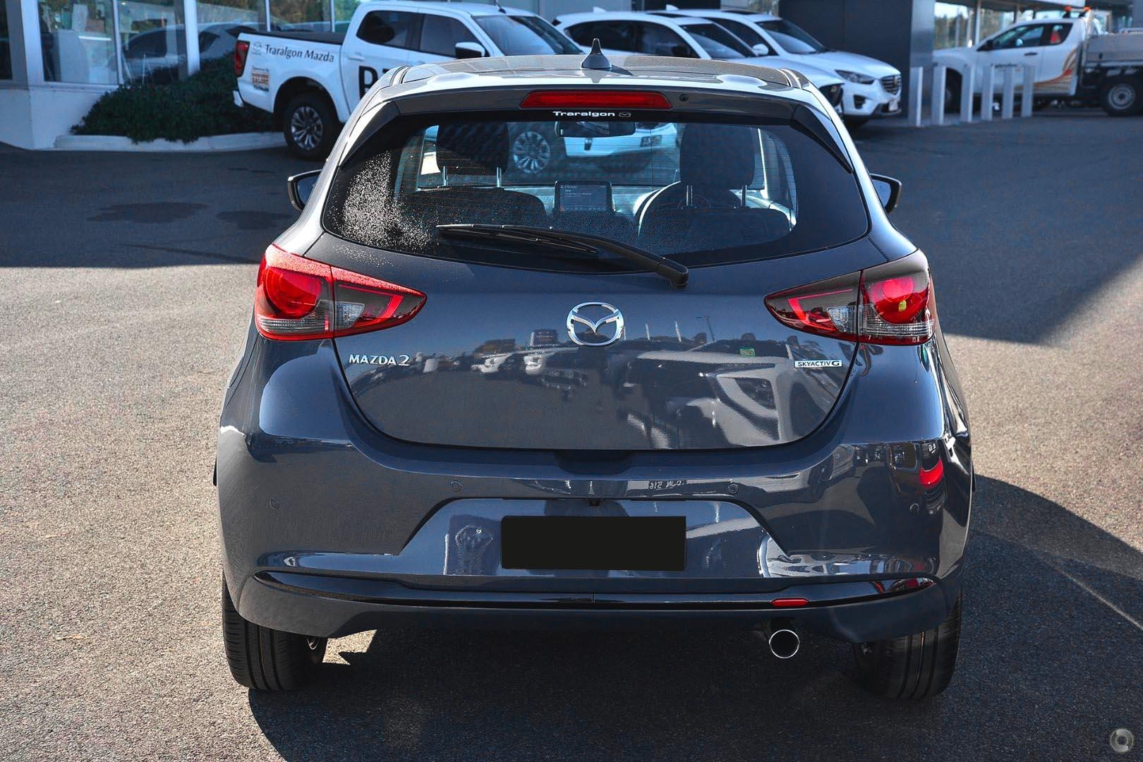 Mazda 2 image 3