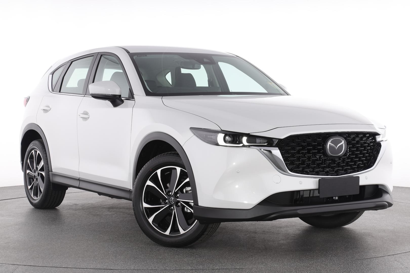 Mazda Cx-5 image 1