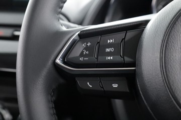 https://dvg-vehicle-assets.s3.amazonaws.com/11343533/e1gw4hkw751ckosmvxbbdqx8t.jpg