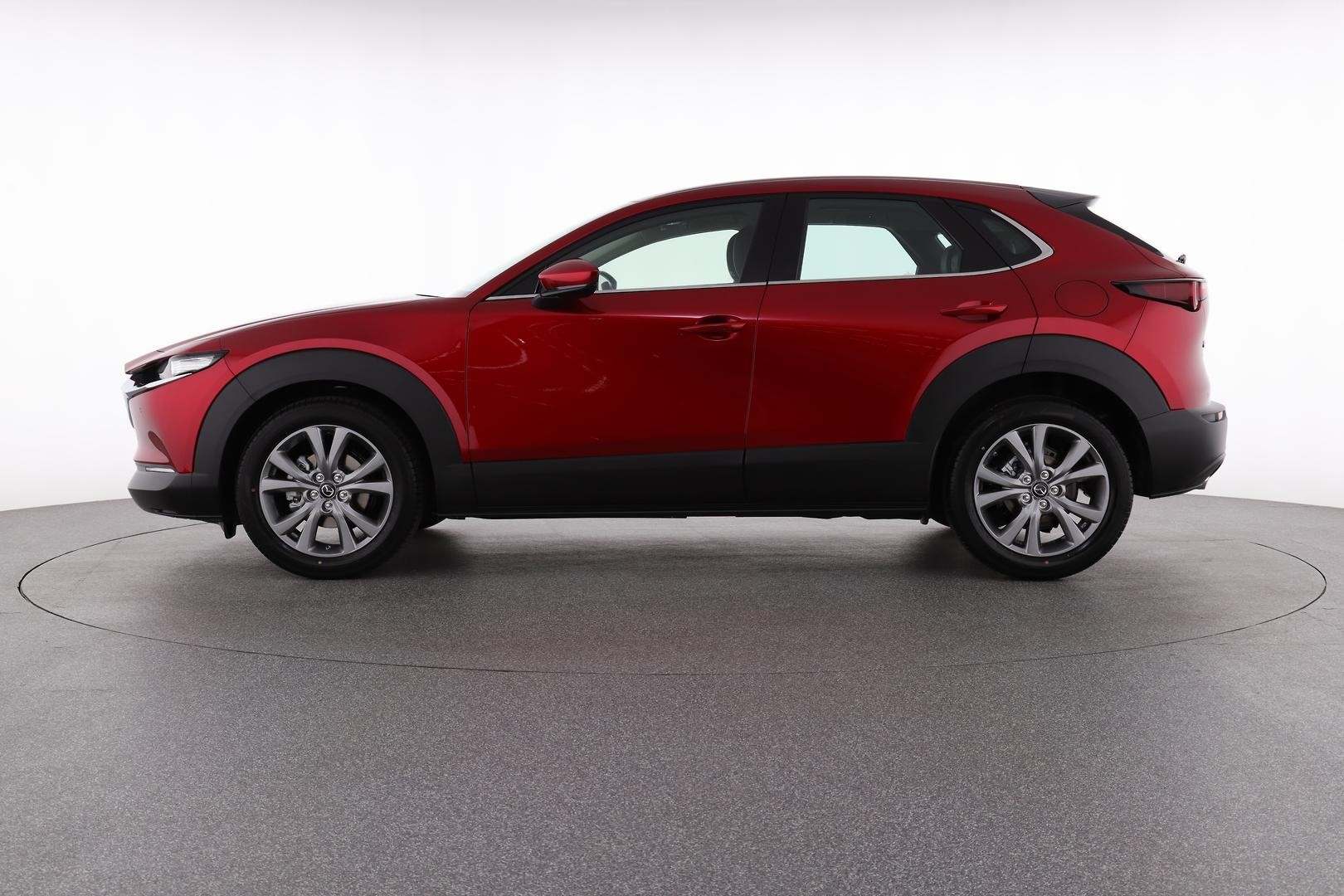 Mazda Cx-30 image 2