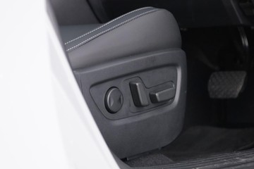 https://dvg-vehicle-assets.s3.amazonaws.com/11373666/86pv7e9gnktbyw35wqphuzmh0.jpg