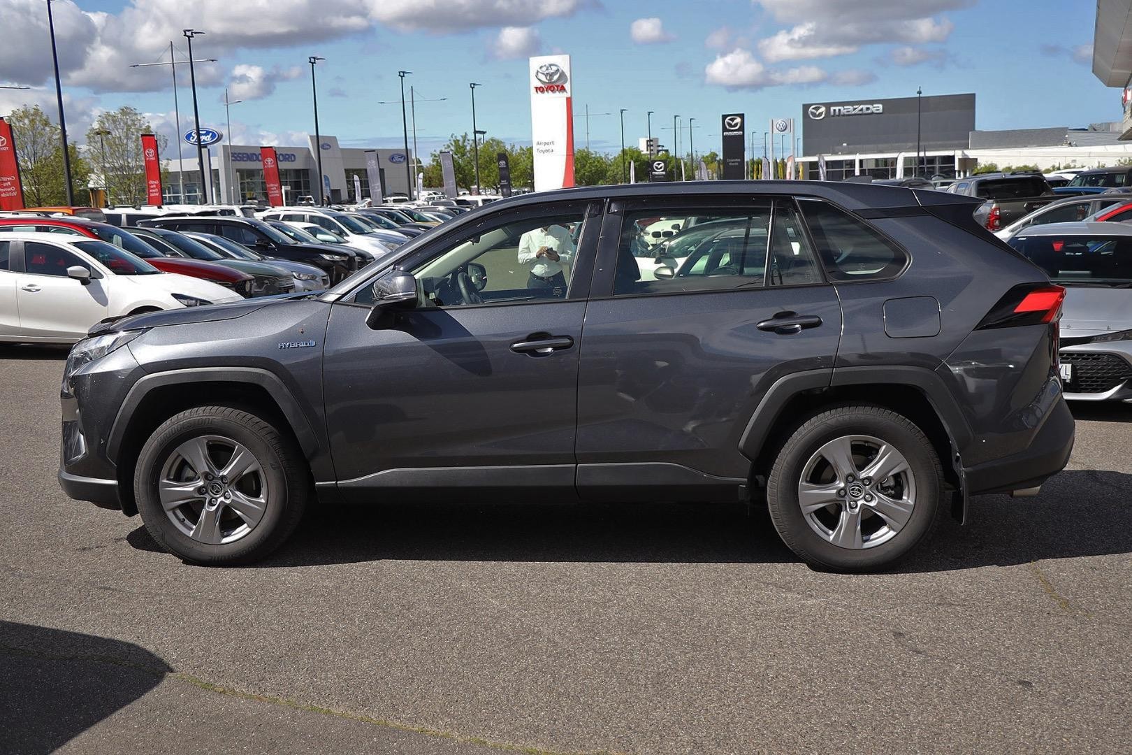 Toyota Rav4 image 4