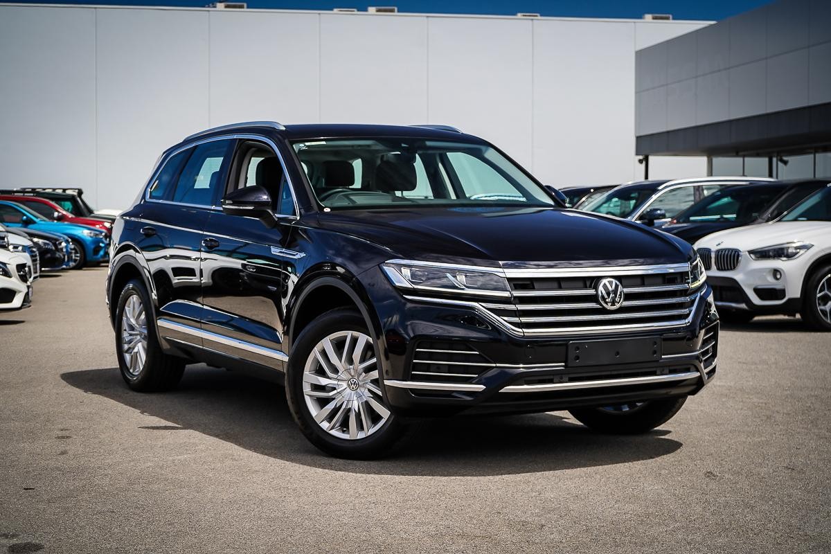 Volkswagen Touareg image 1