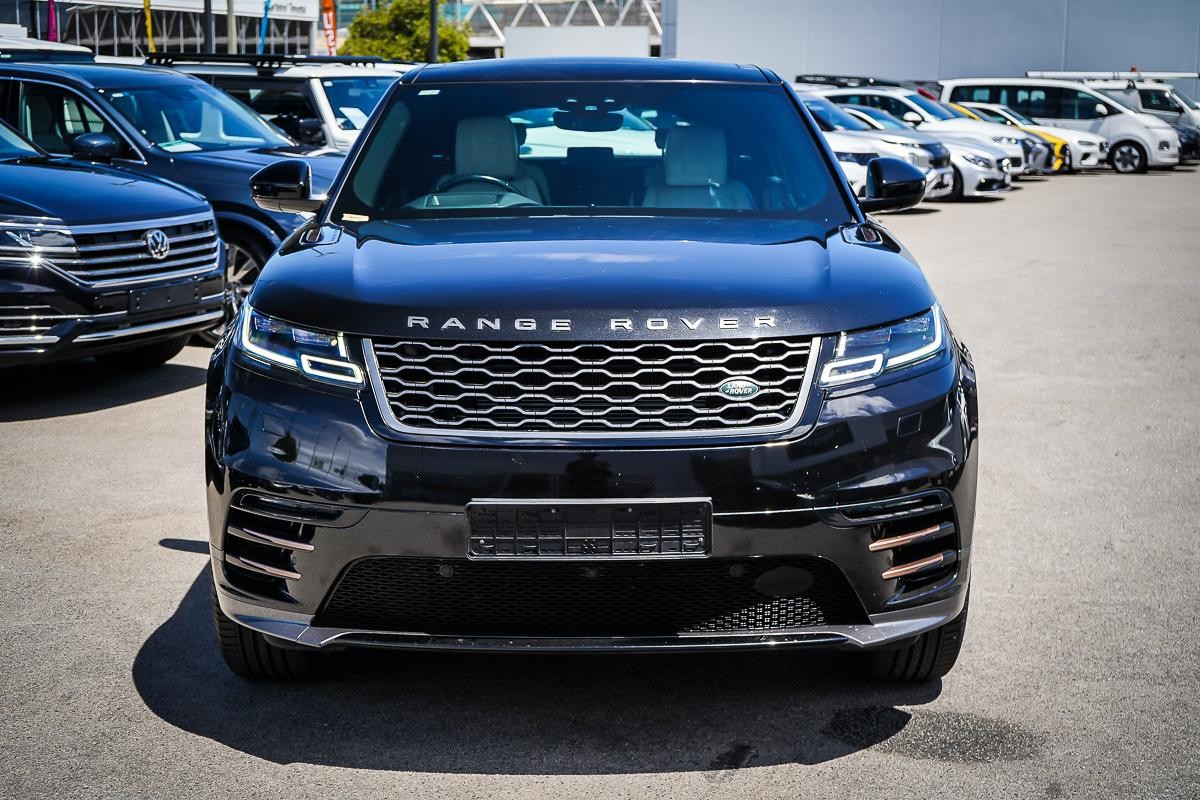 Land Rover Range Rover Velar image 4