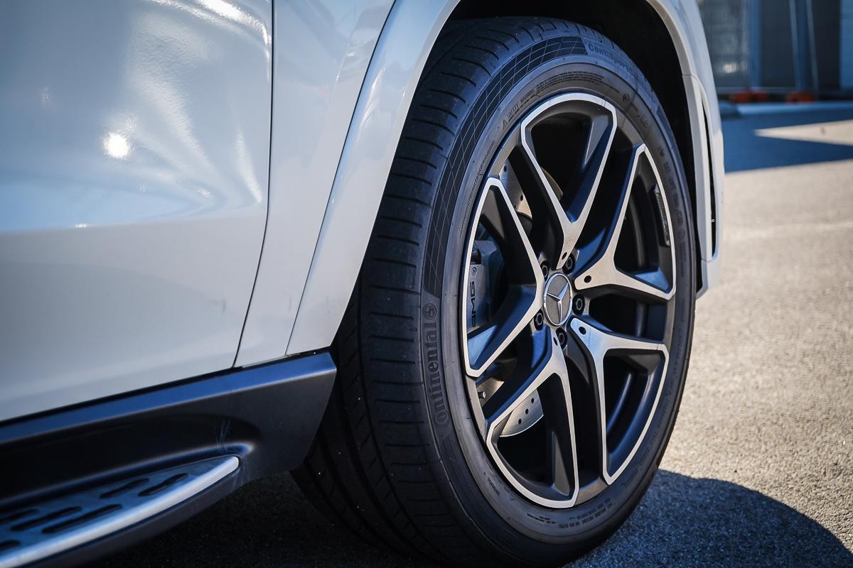Mercedes Benz Gle-class image 3