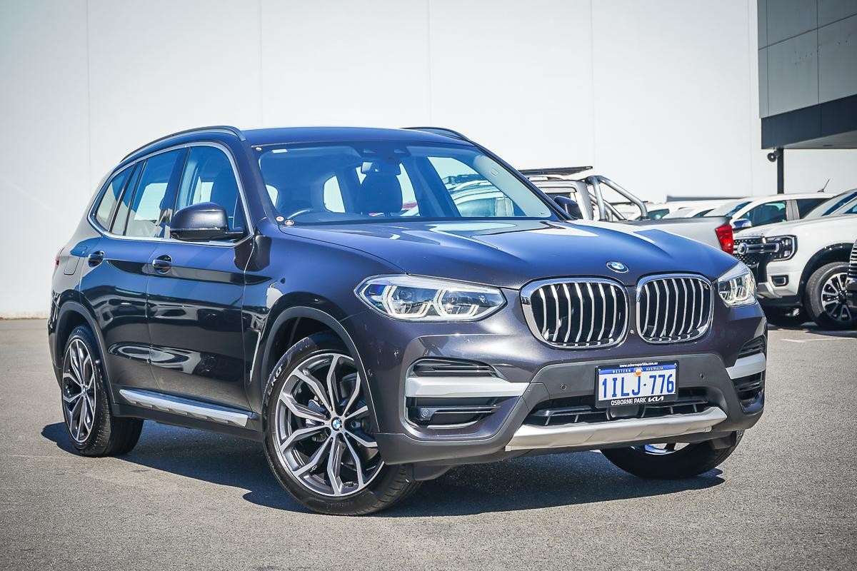 BMW X3 image 1