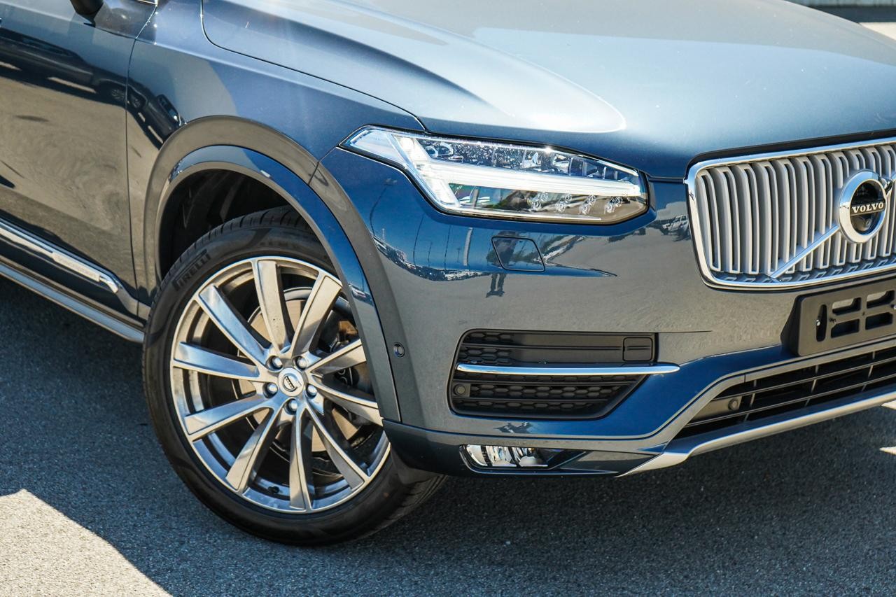 Volvo Xc90 image 2