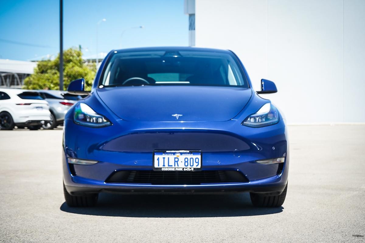 Tesla Model 3 image 3