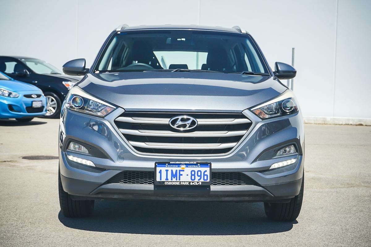 Hyundai Tucson image 3