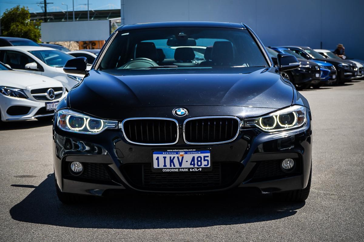 BMW 3 Series image 2