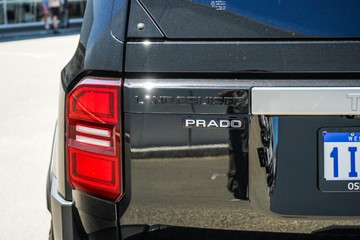 https://dvg-vehicle-assets.s3.amazonaws.com/1200129/13lbvdgad4gklp40j78fiubtn.jpg