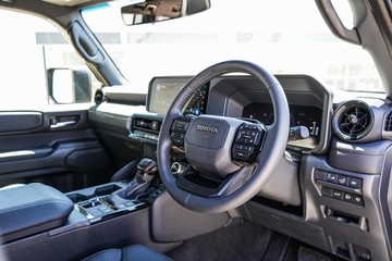 https://dvg-vehicle-assets.s3.amazonaws.com/1200129/4fv03maknq29wc81zd0ti1d09.jpg