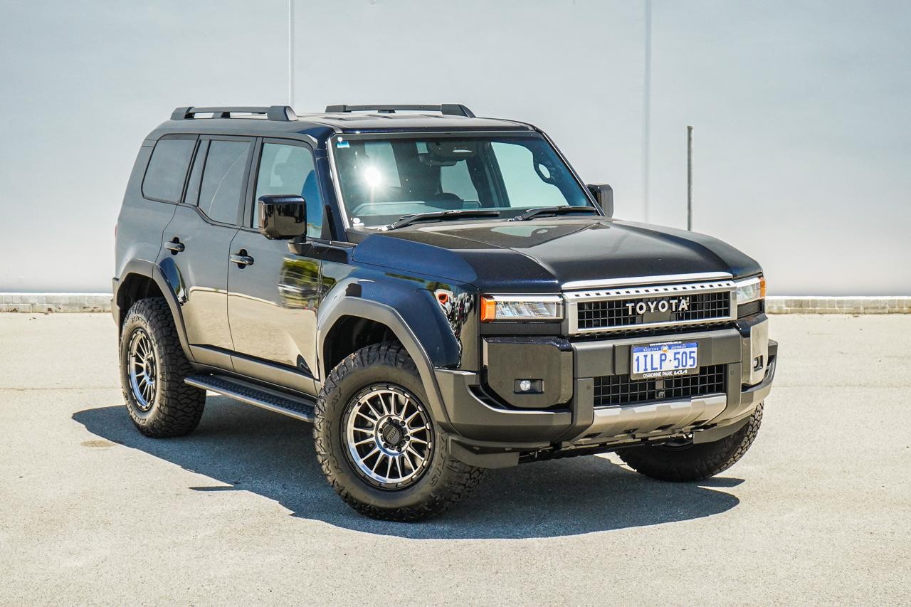 Toyota Landcruiser Prado image 1