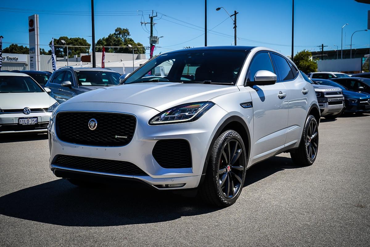 Jaguar E-pace image 3