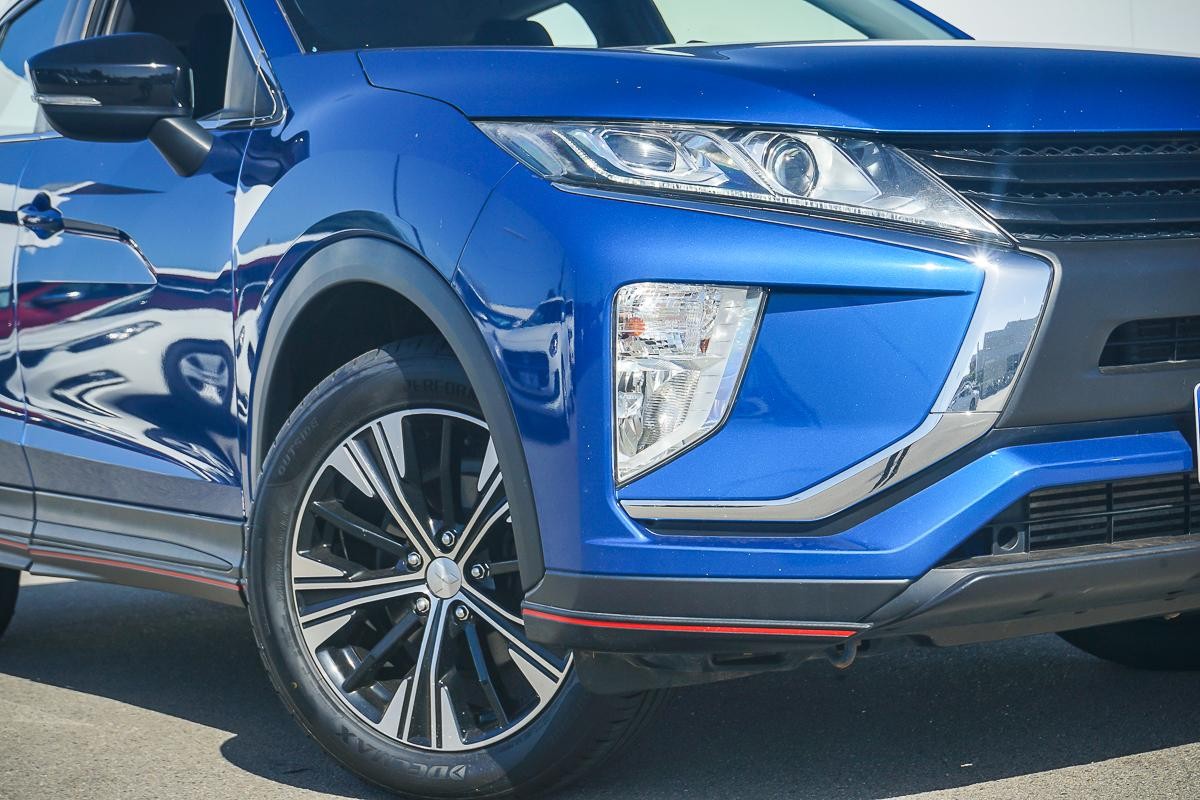 Mitsubishi Eclipse Cross image 2