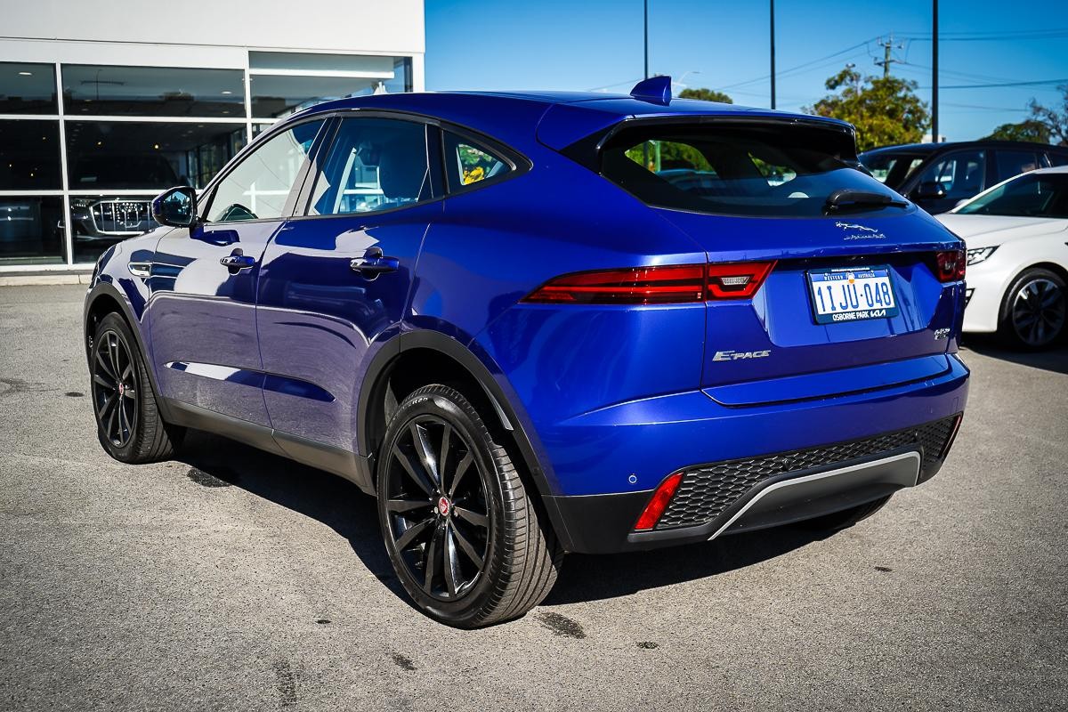 Jaguar E-pace image 4