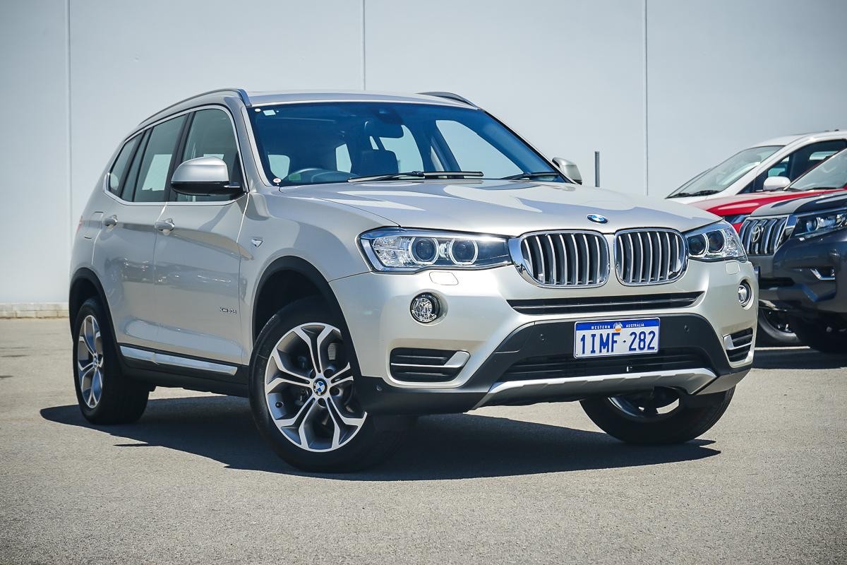 BMW X3 image 1