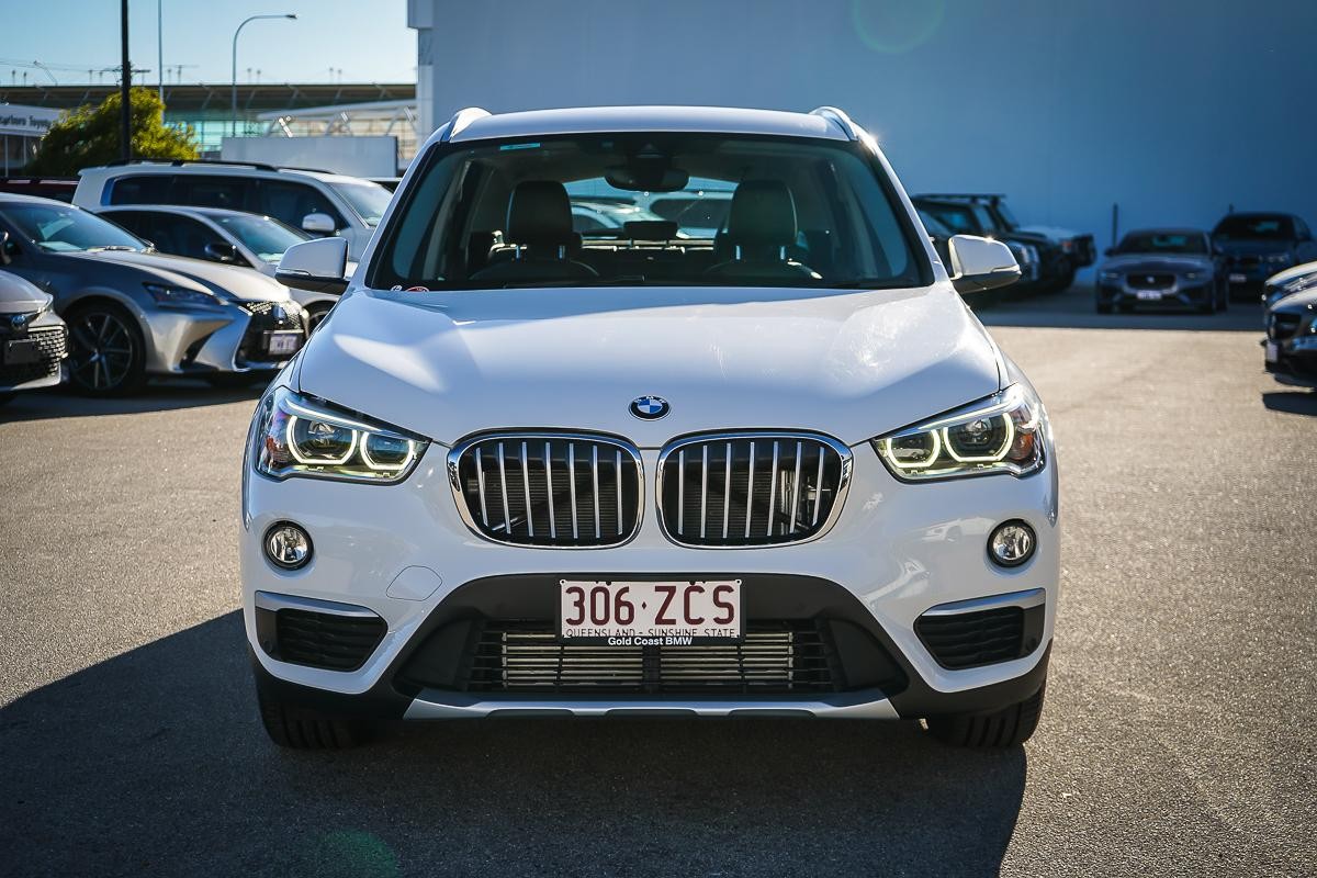 BMW X1 image 2