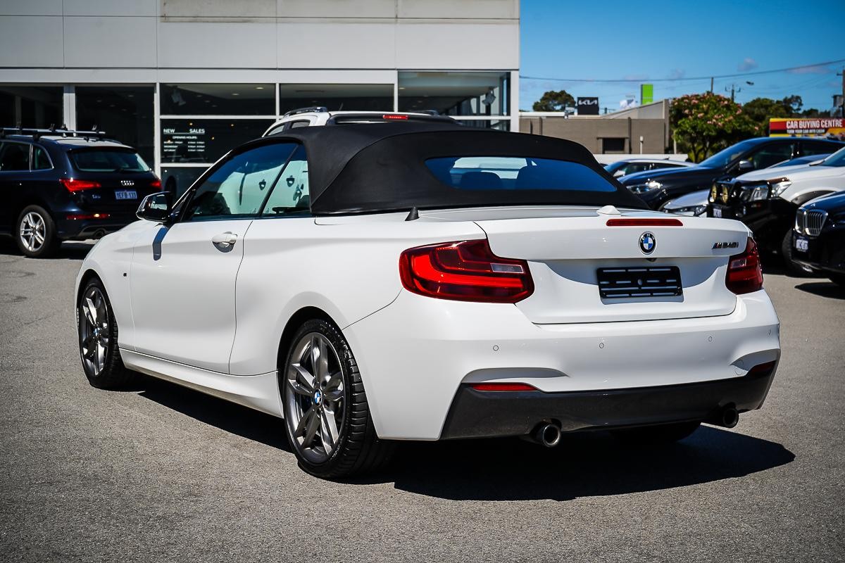 BMW 2 Series image 4