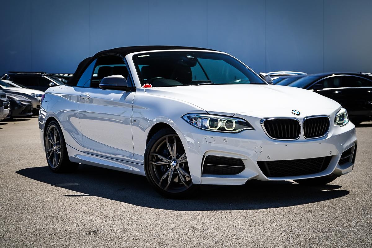 BMW 2 Series image 1