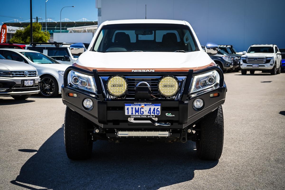 Nissan Navara image 2