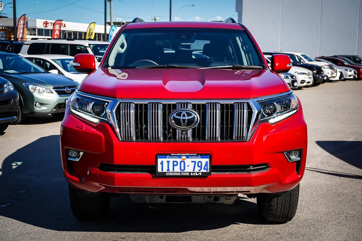 Toyota Landcruiser Prado image 4