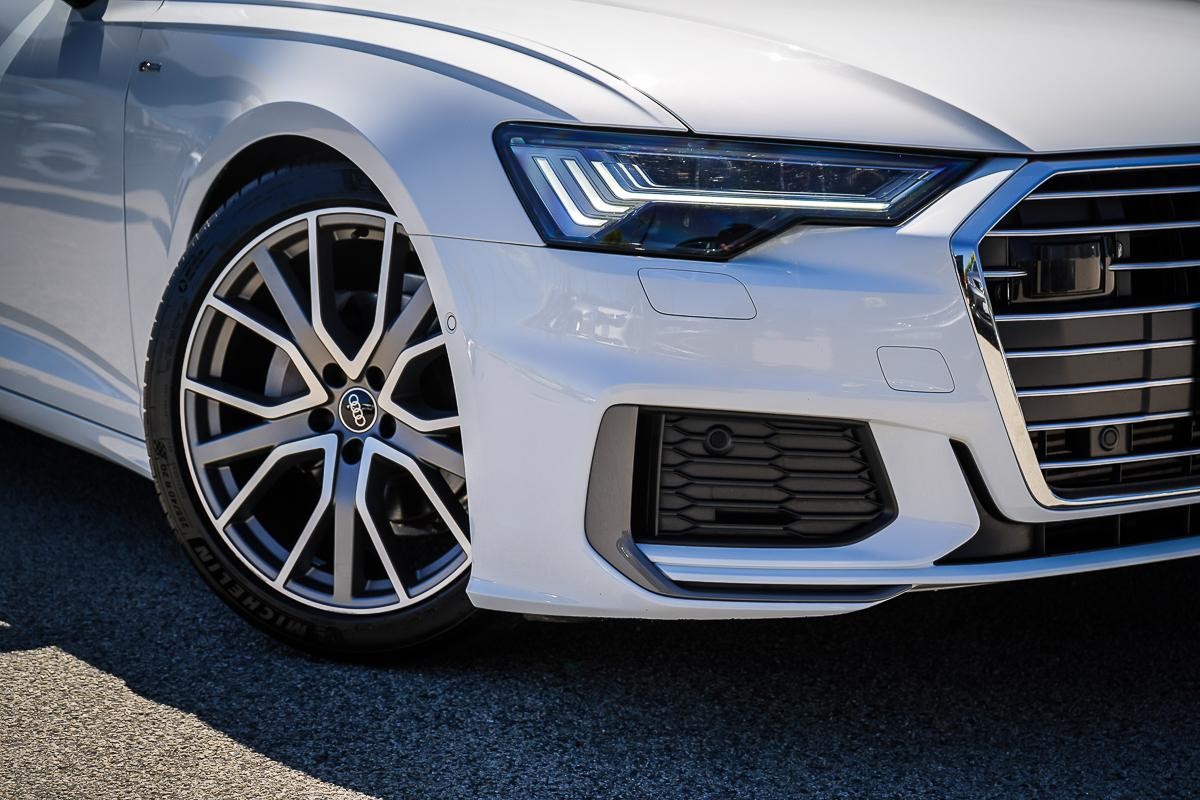 Audi A6 image 2