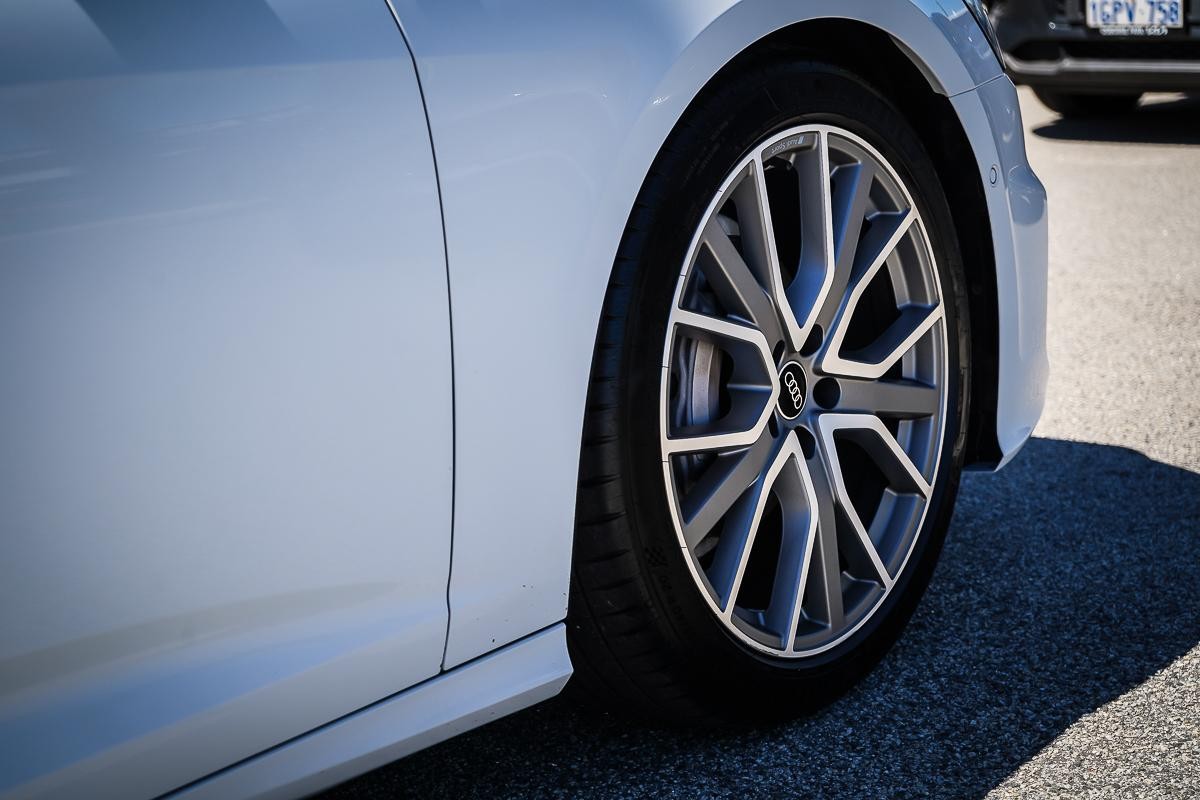 Audi A6 image 3