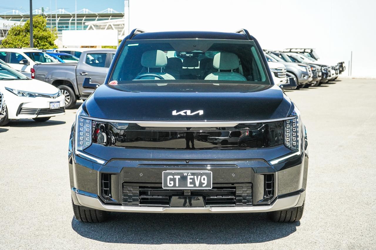 Kia Ev9 image 2