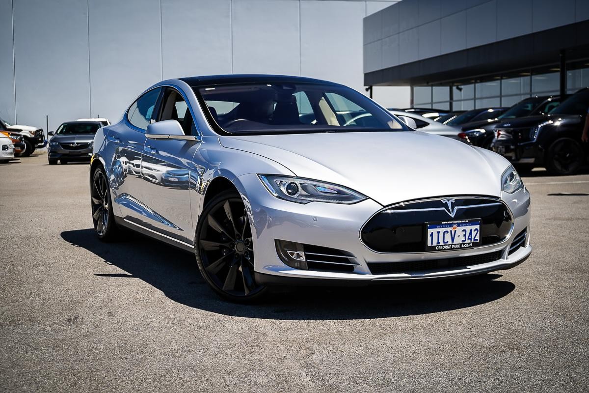 Tesla Model S image 1