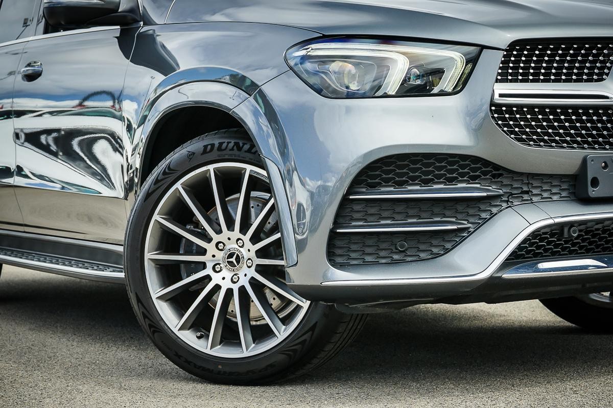 Mercedes Benz Gle-class image 2