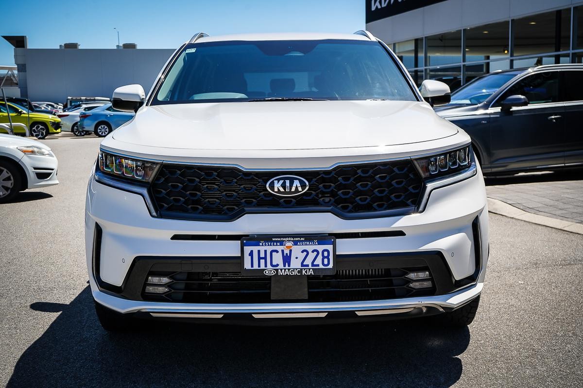 Kia Sorento image 2