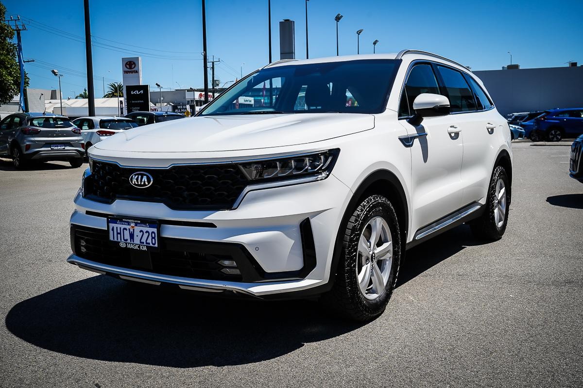 Kia Sorento image 3