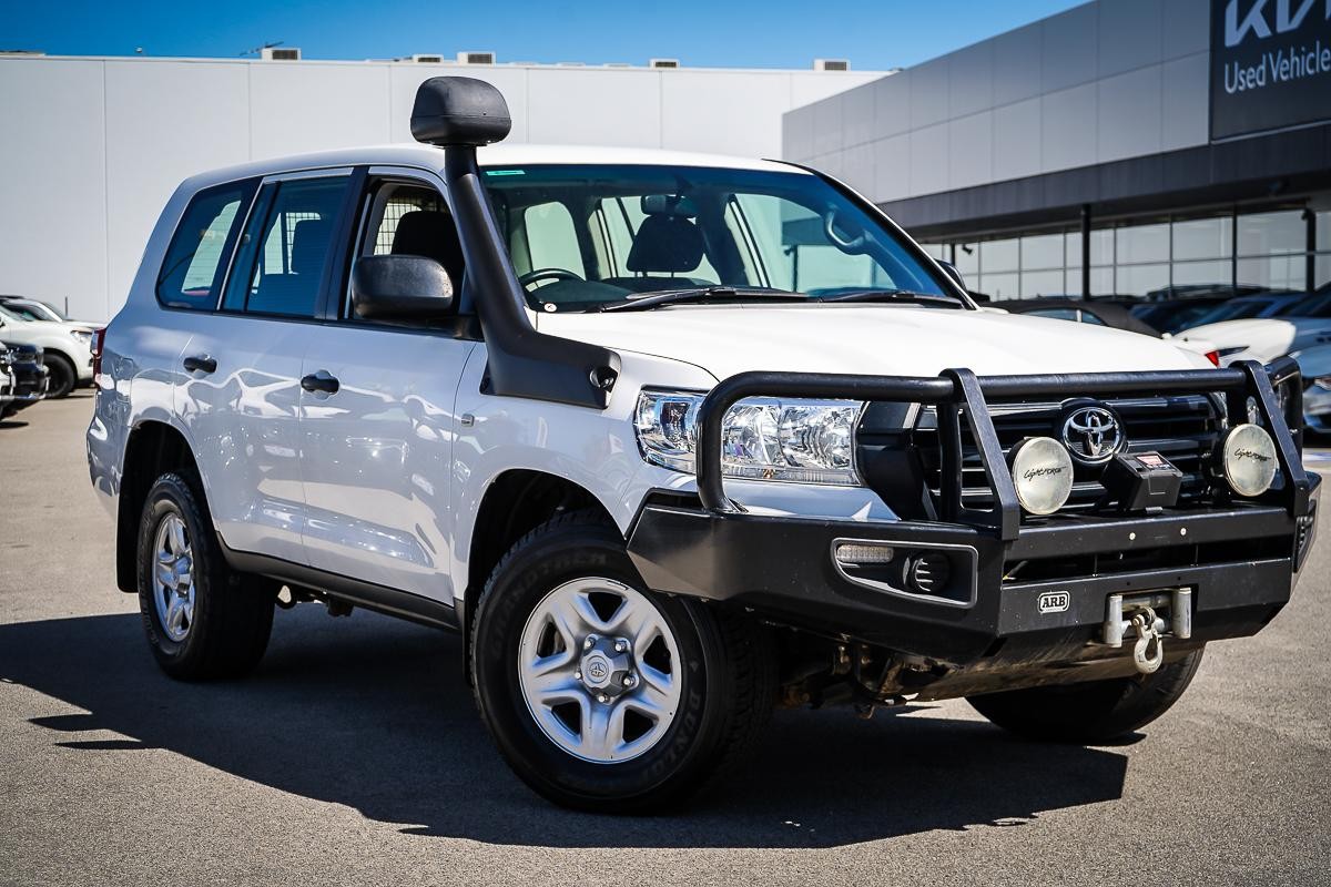 Toyota Landcruiser image 1