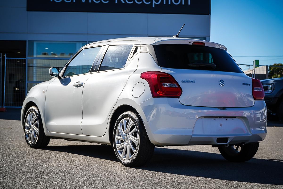 Suzuki Swift image 4