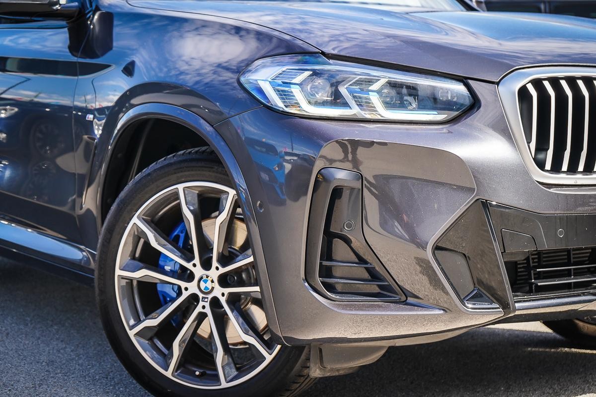 BMW X3 image 2