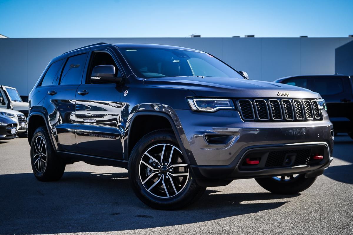 Jeep Grand Cherokee image 1