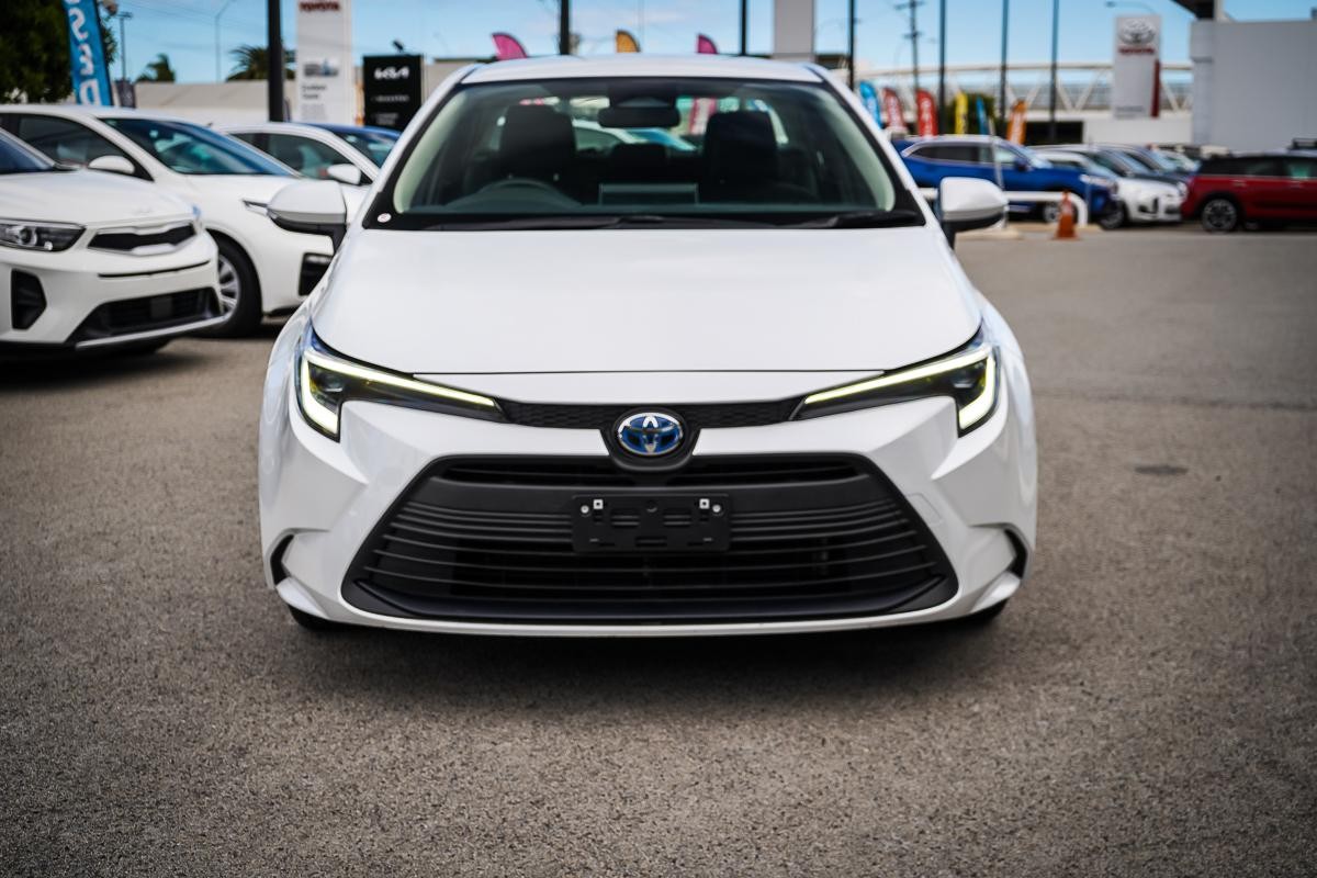 Toyota Corolla image 4