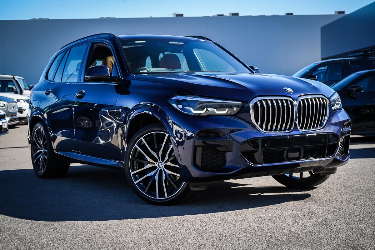 BMW X5 image 1