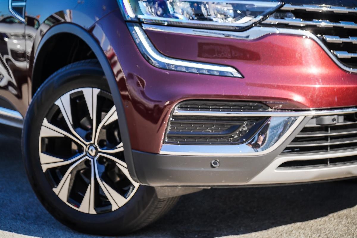 Renault Koleos image 2