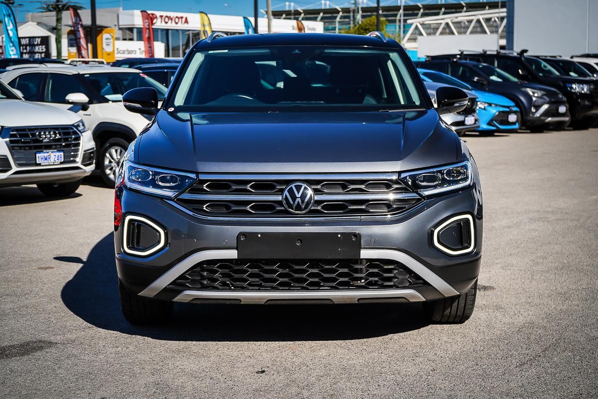 Volkswagen T-roc image 4