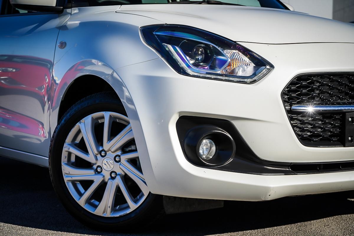 Suzuki Swift image 2