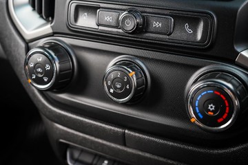 https://dvg-vehicle-assets.s3.amazonaws.com/1200781/4qqbc0ld3nwxq92jfctlwaner.jpg