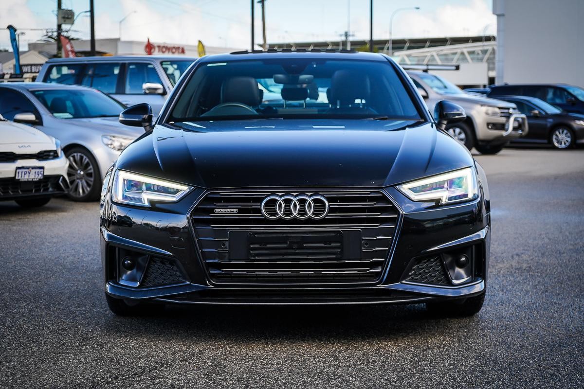 Audi A4 image 4