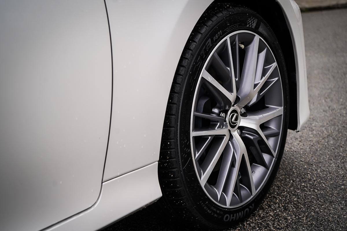 Lexus Gs image 3