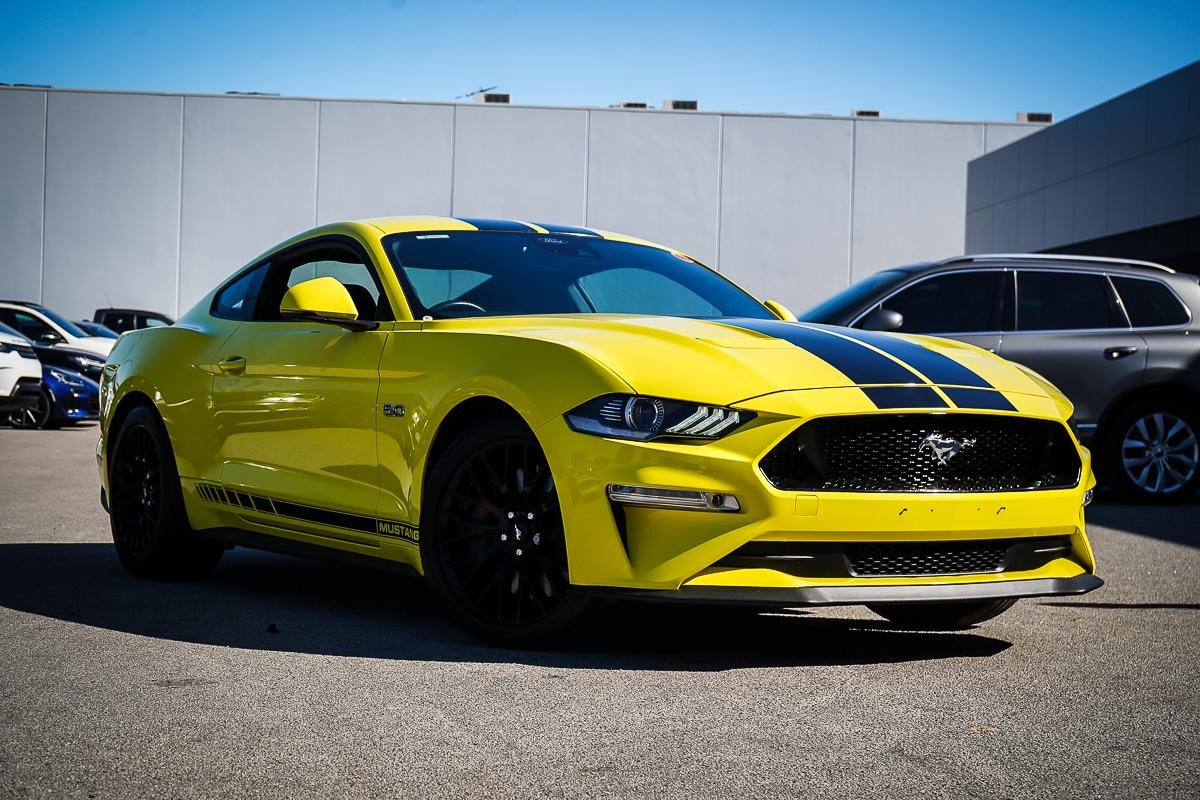 Ford Mustang image 1