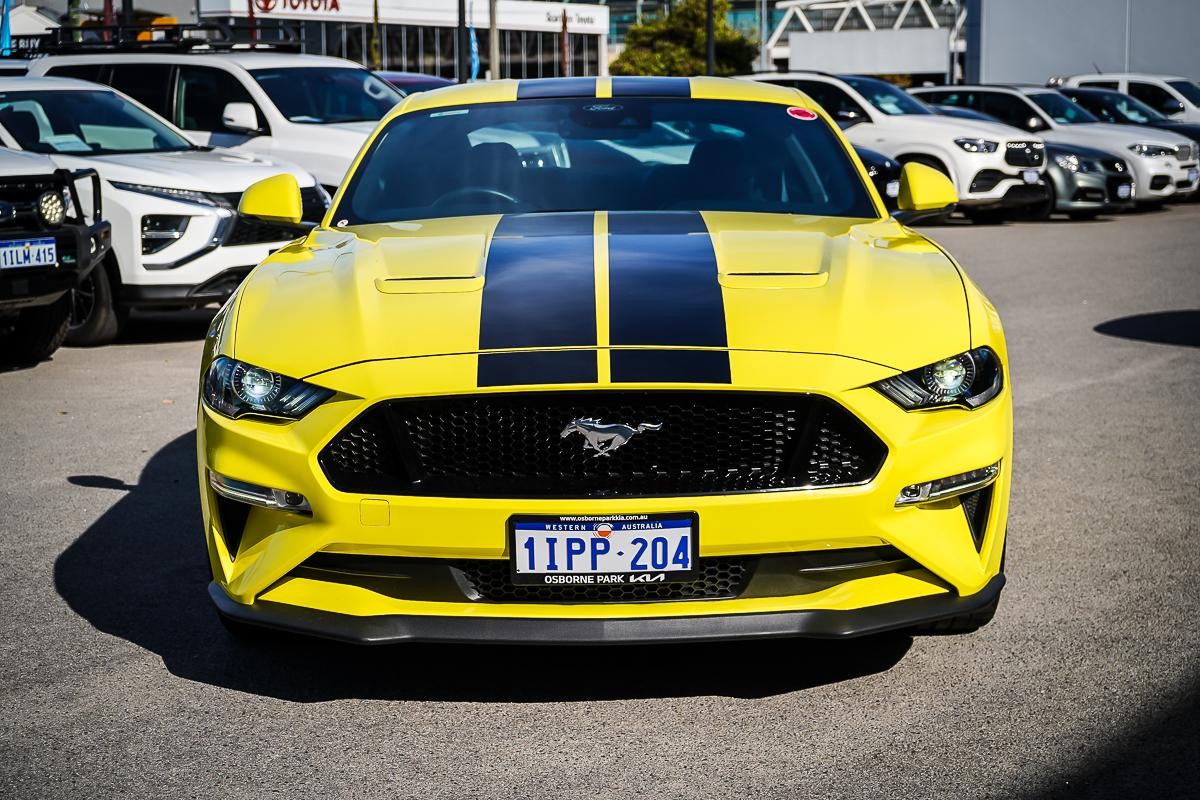 Ford Mustang image 2