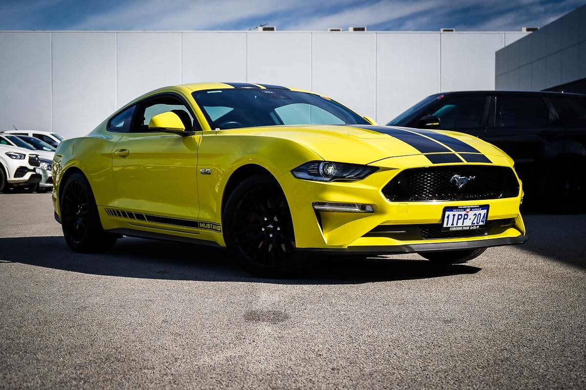 Ford Mustang image 1