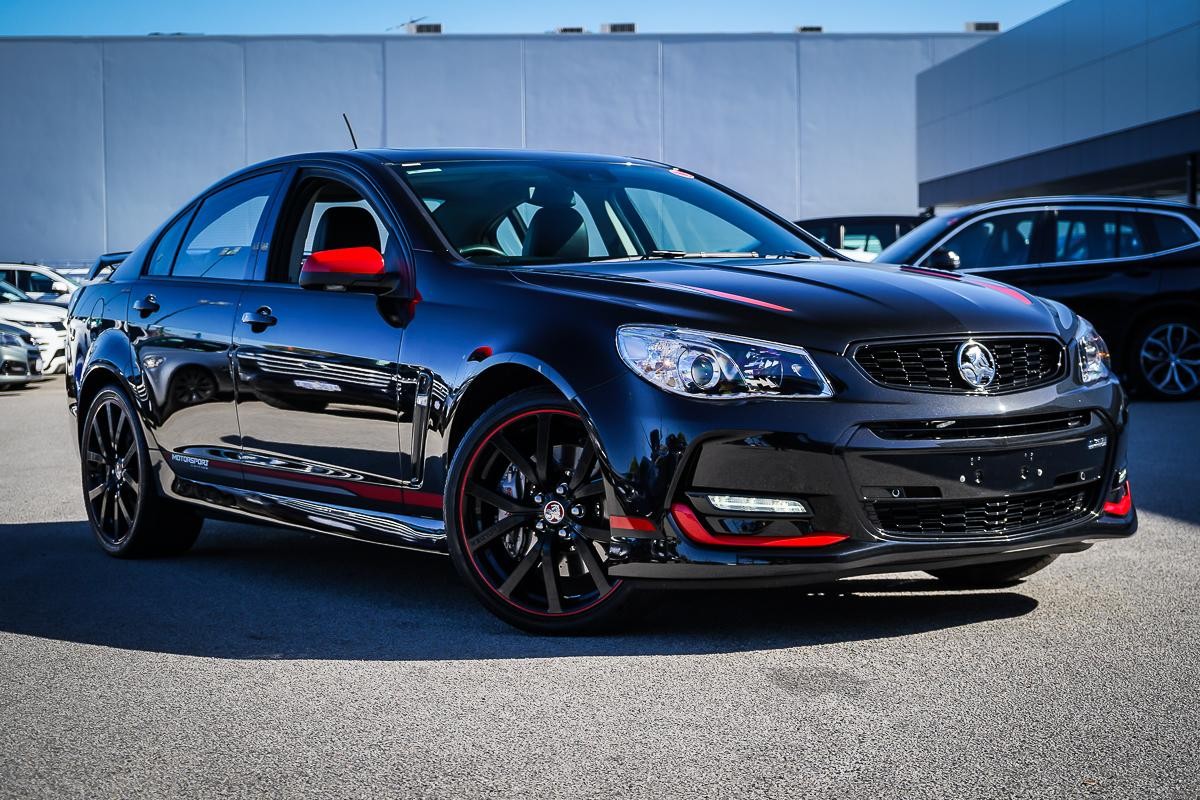 Holden Commodore image 1