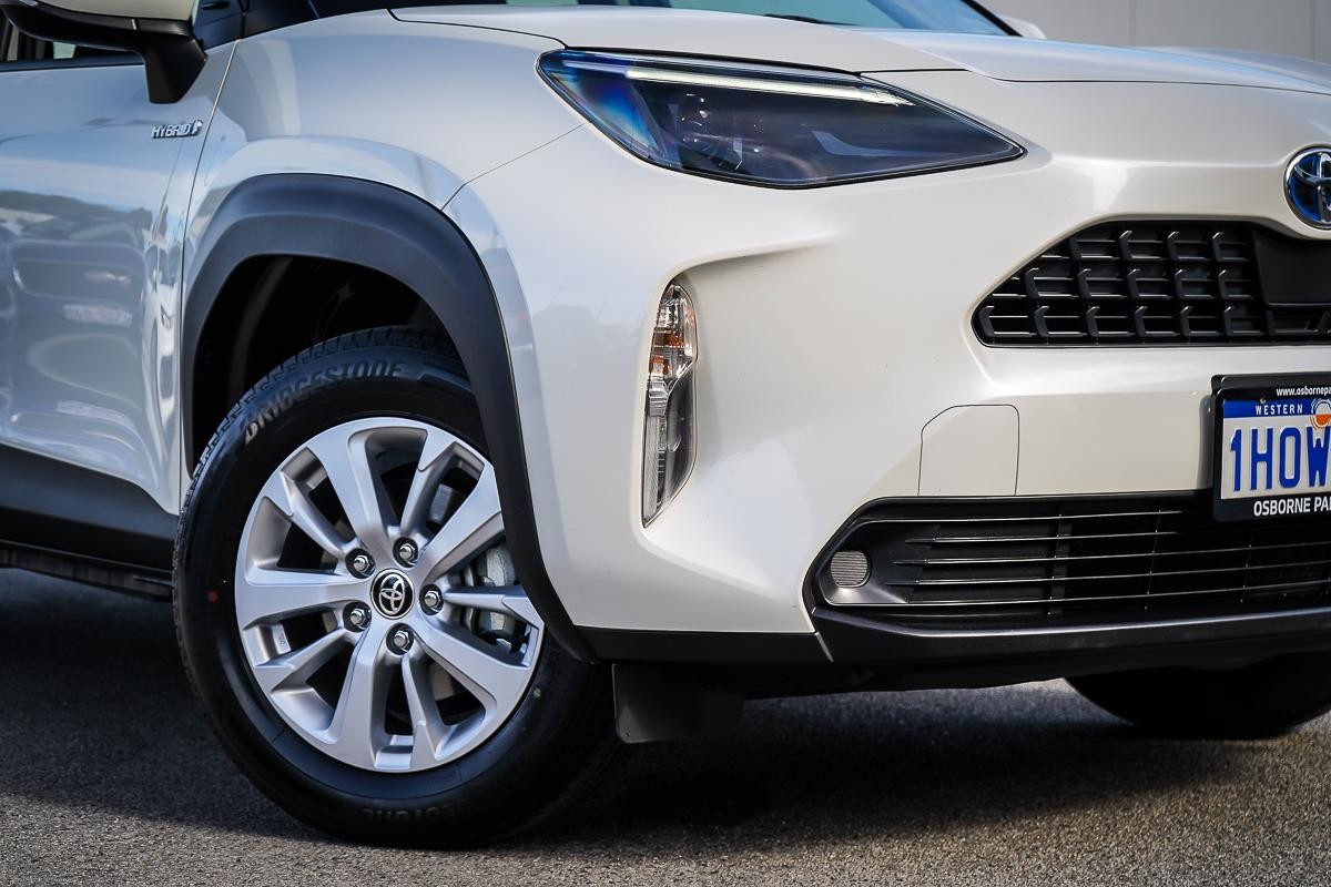 Toyota Yaris Cross image 2